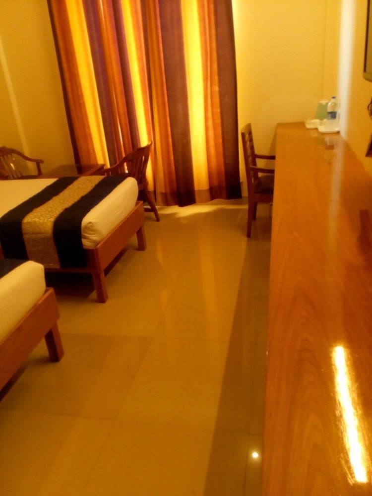 Red Carpet Hotels Noida Esterno foto